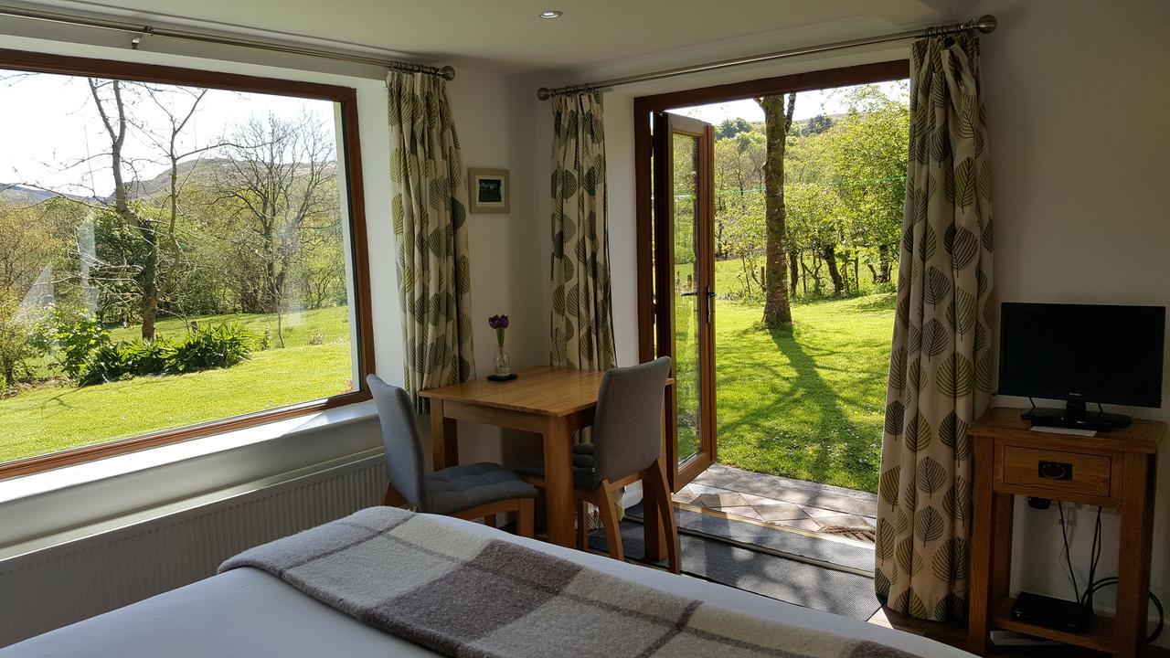 Nant Yr Onnen B&B And Holiday Cottage Tregaron Eksteriør billede