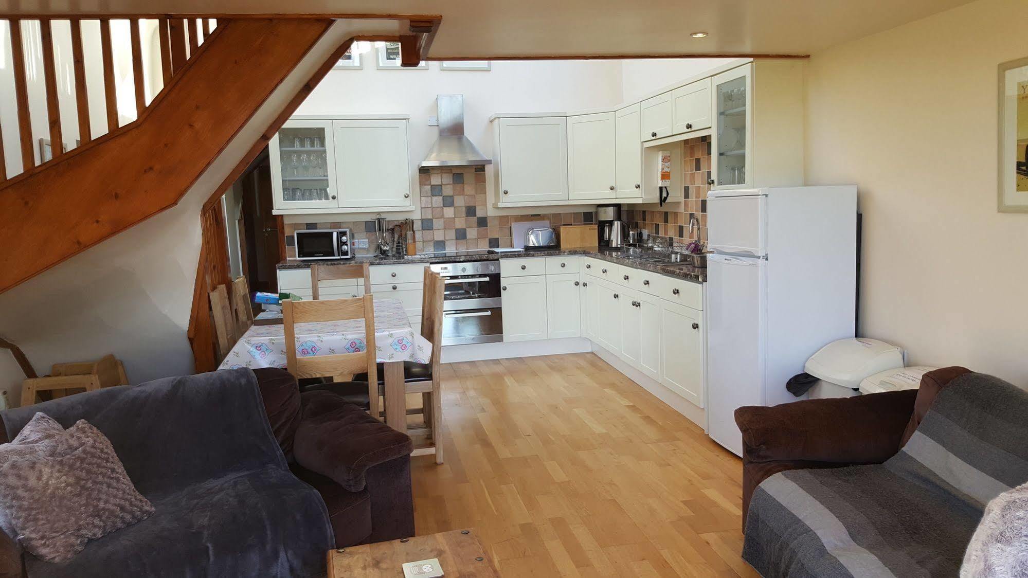 Nant Yr Onnen B&B And Holiday Cottage Tregaron Eksteriør billede